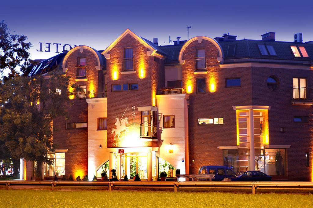 Grot Hotel Malbork Exterior photo